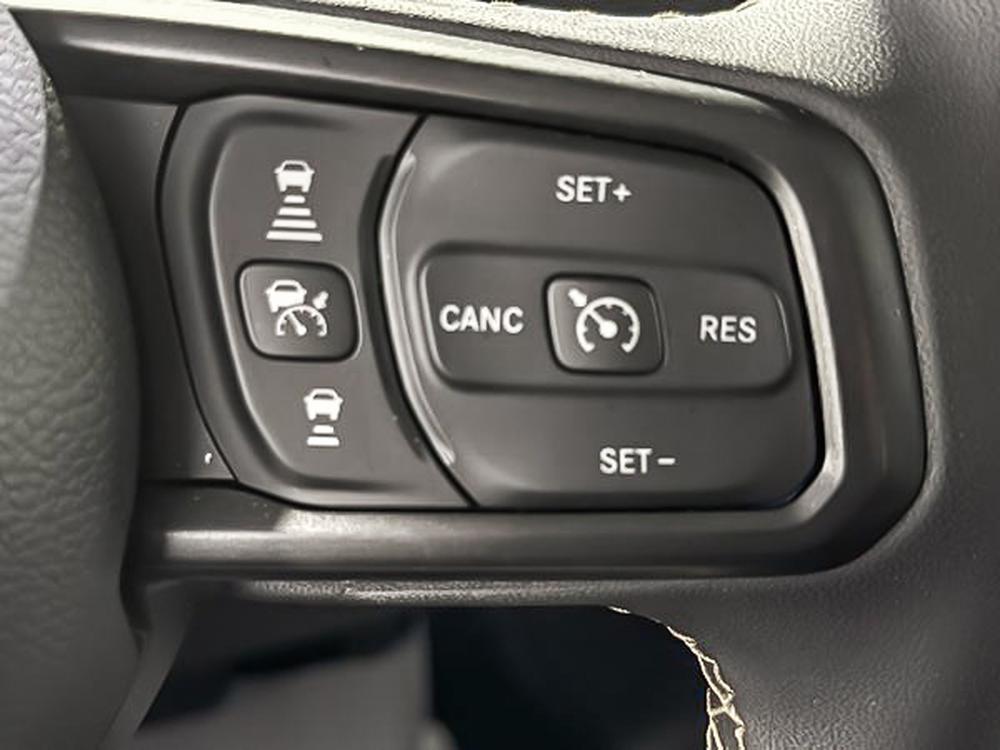 Jeep Wrangler WILLYS MODIFIÉ PAR LM4X4 2024 d&rsquo;occasion à vendre - 21