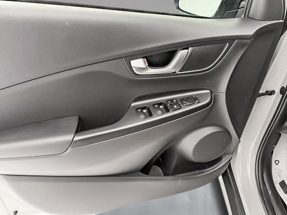 Hyundai Kona électrique PREFFERED W/TWO TONE 2023 d&rsquo;occasion à vendre - 13