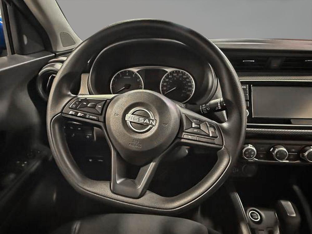 Nissan Kicks S 2023 d&rsquo;occasion à vendre - 17