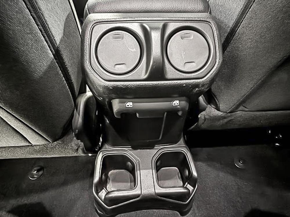 Jeep Wrangler WILLYS MODIFIÉ PAR LM4X4 2024 d&rsquo;occasion à vendre - 32