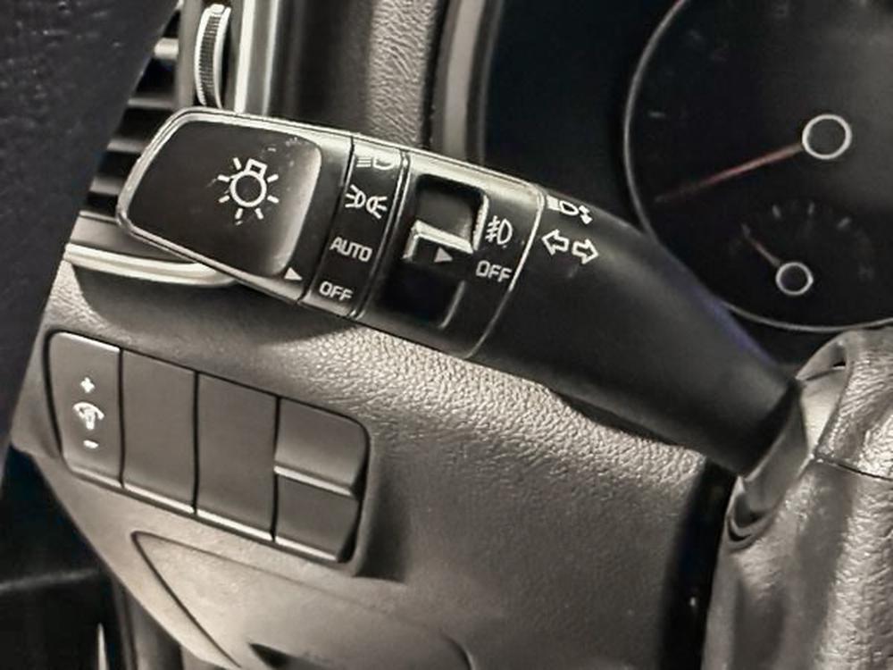 Kia Sportage LX 2020 d&rsquo;occasion à vendre - 21