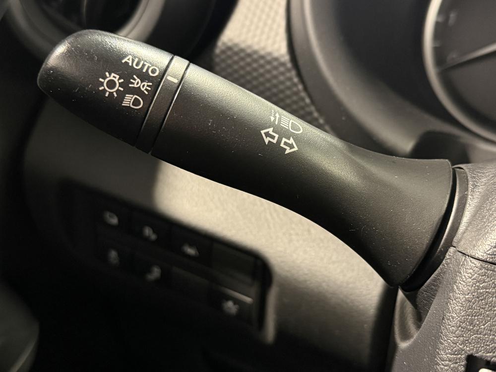 Nissan Kicks S 2023 d&rsquo;occasion à vendre - 21