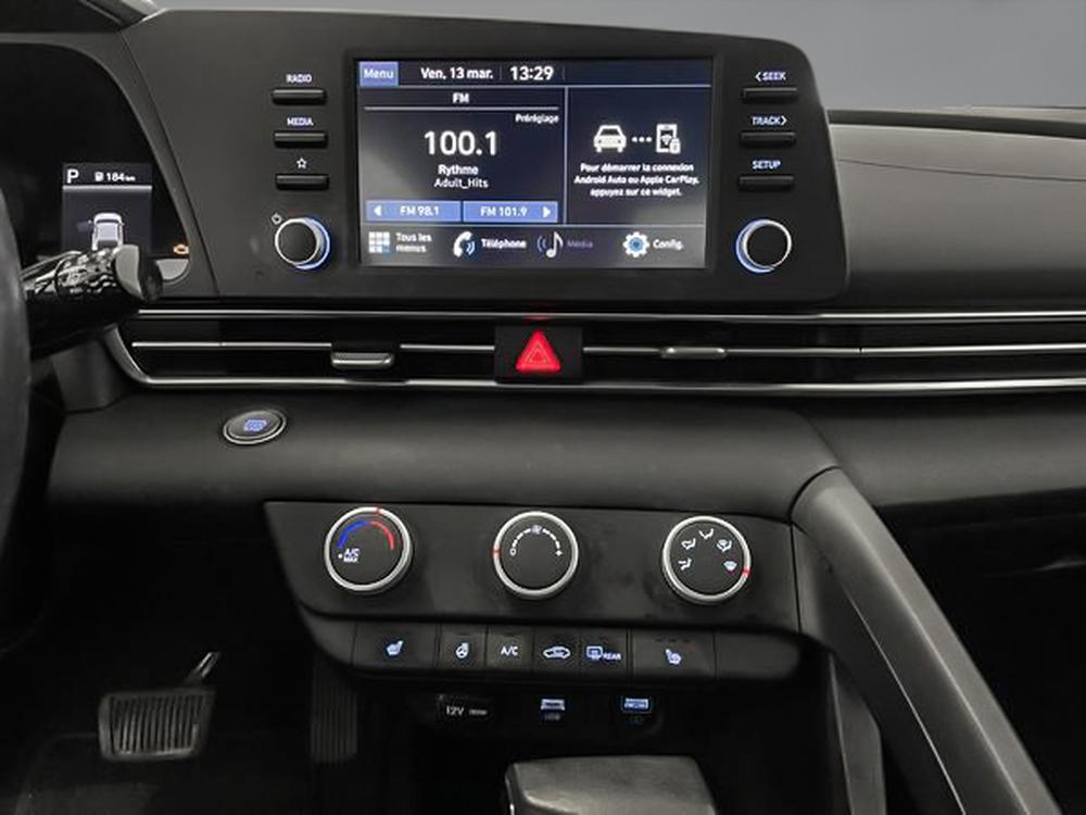 Hyundai Elantra Preferred 2022 d&rsquo;occasion à vendre - 21