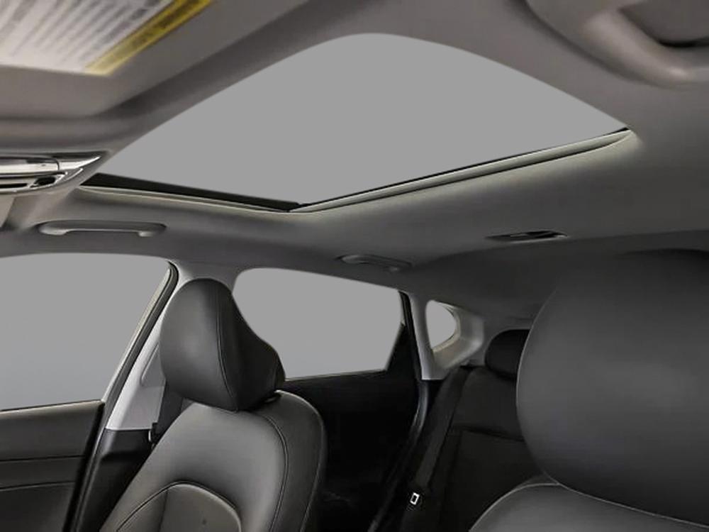 Hyundai Kona électrique Ultimate two tone / toit noir 2024 d&rsquo;occasion à vendre - 32