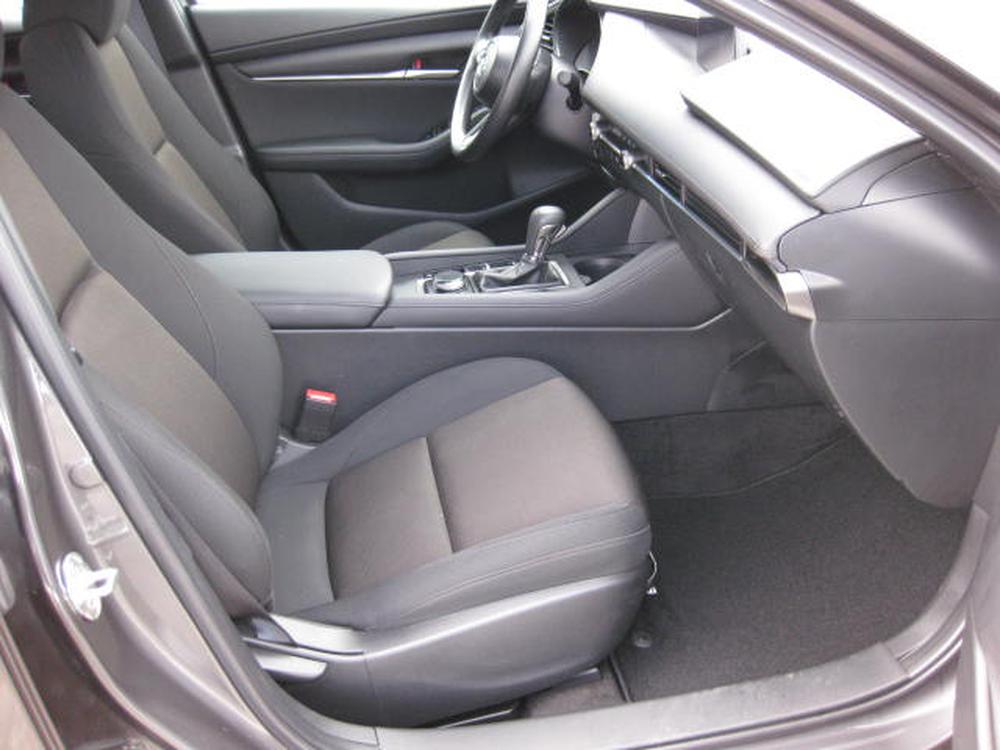 Mazda Mazda3 Sport GX 2023 d&rsquo;occasion à vendre - 28