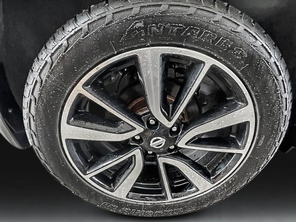 Nissan Rogue SL 2017 d&rsquo;occasion à vendre - 7