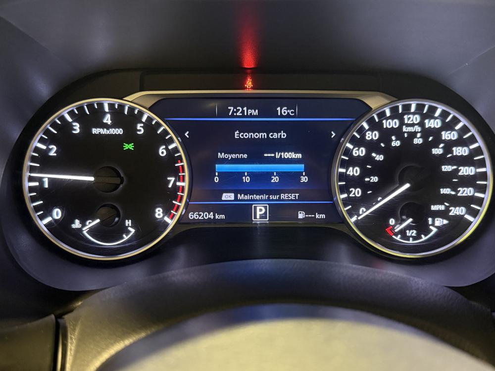 Nissan Sentra SR 2021 d&rsquo;occasion à vendre - 22