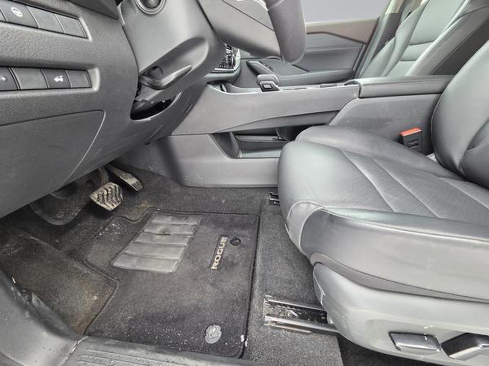 Nissan Rogue SV 2021 d&rsquo;occasion à vendre - 12