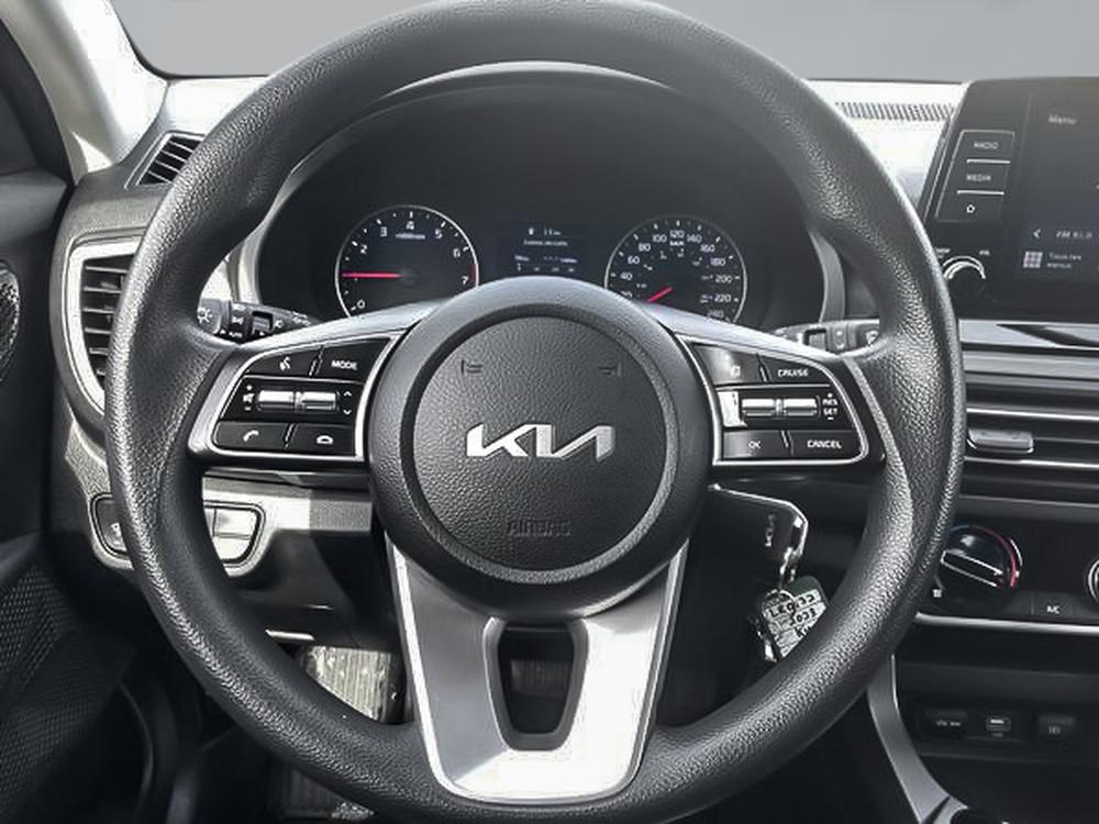 Kia Seltos LX 2023 d&rsquo;occasion à vendre - 19