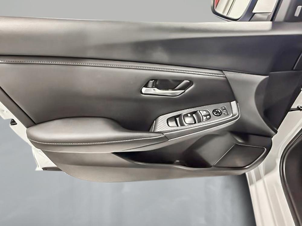 Nissan Sentra SV 2023 d&rsquo;occasion à vendre - 13