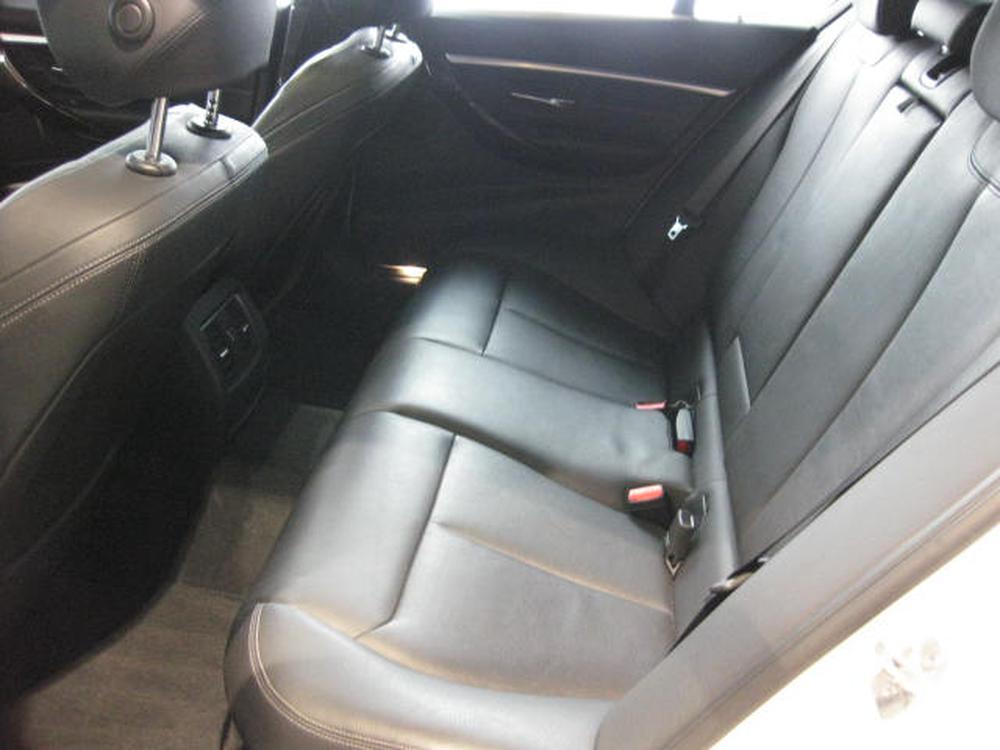 BMW Série 3 330I XDRIVE 2018 d&rsquo;occasion à vendre - 11