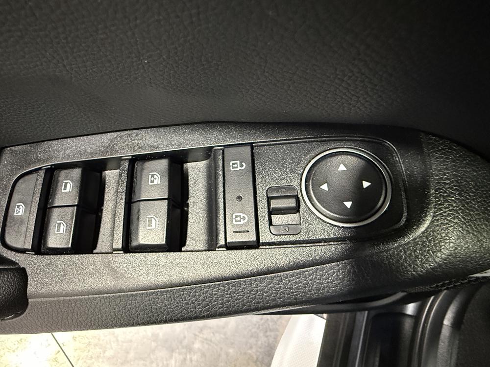 Kia Seltos SX TURBO 2022 d&rsquo;occasion à vendre - 16