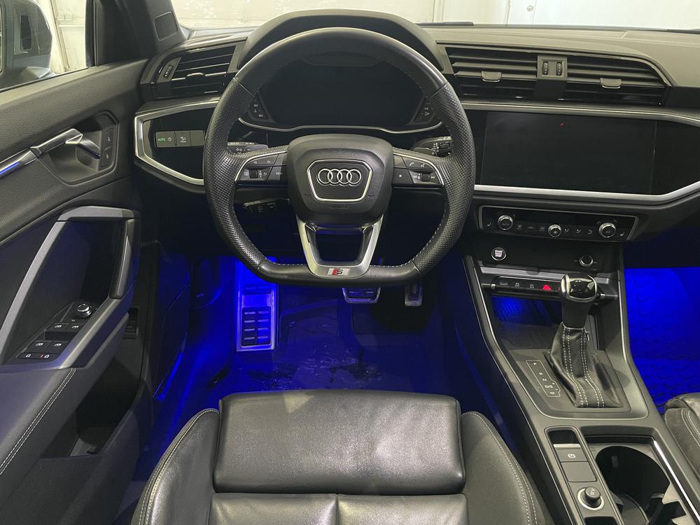 Audi Q3 Tecknik Quattro 2019 d&rsquo;occasion à vendre - 11