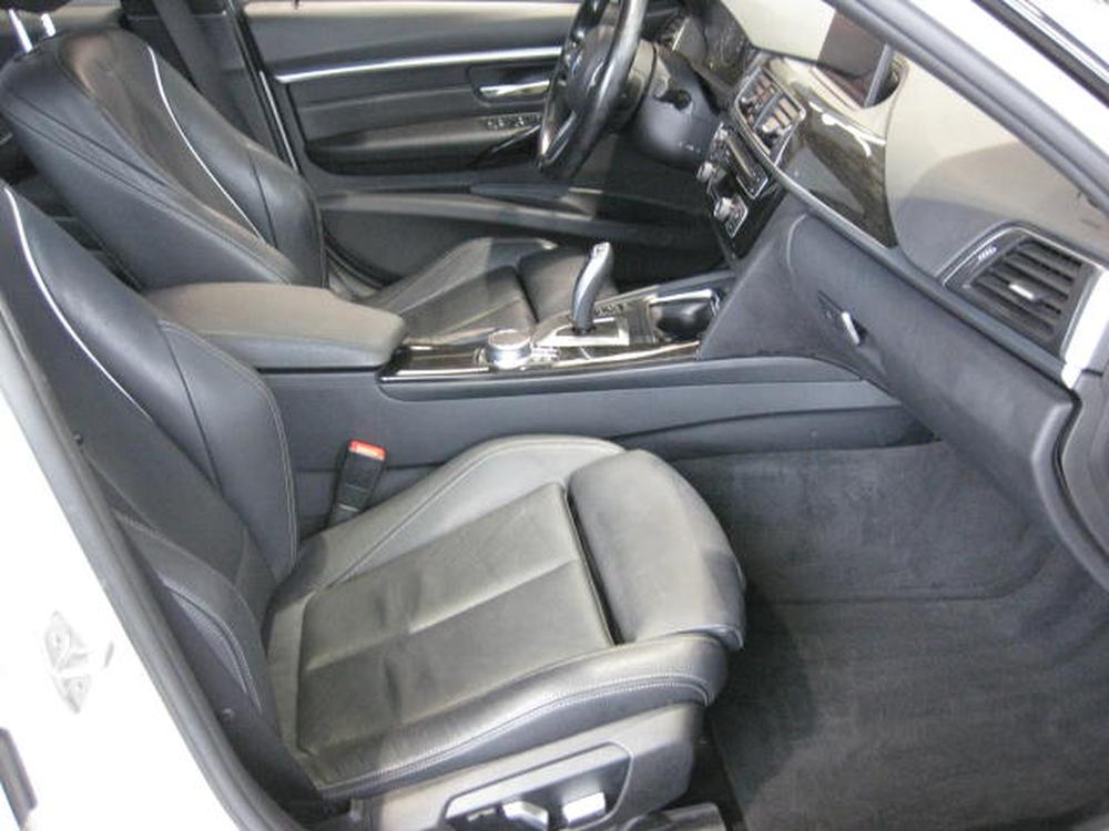 BMW Série 3 330I XDRIVE 2018 d&rsquo;occasion à vendre - 24