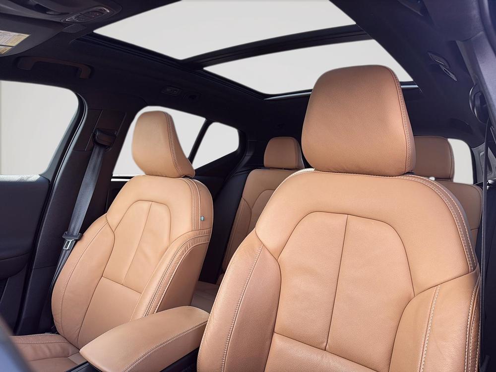 Volvo XC40 T5 INSCRIPTION AWD 2022 d&rsquo;occasion à vendre - 13