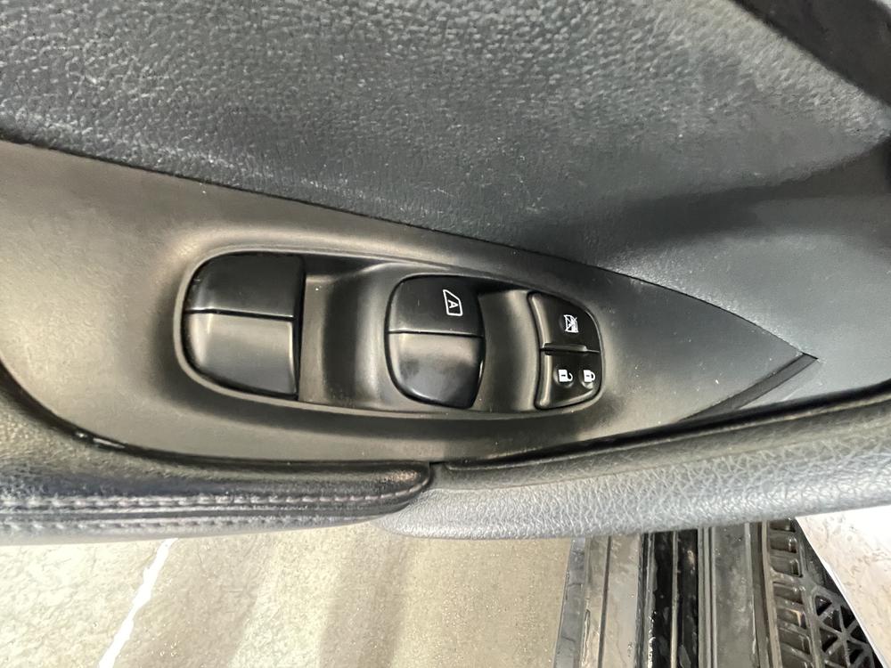 Nissan Rogue 2020 Noir usage à vendre Nissan Rogue 2020 Noir usage à vendre