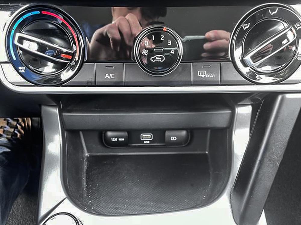 Kia Seltos LX 2023 d&rsquo;occasion à vendre - 22