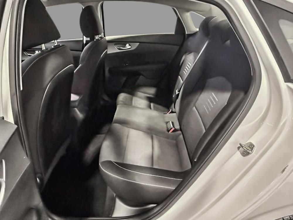 Kia Forte LX 2019 d&rsquo;occasion à vendre - 29