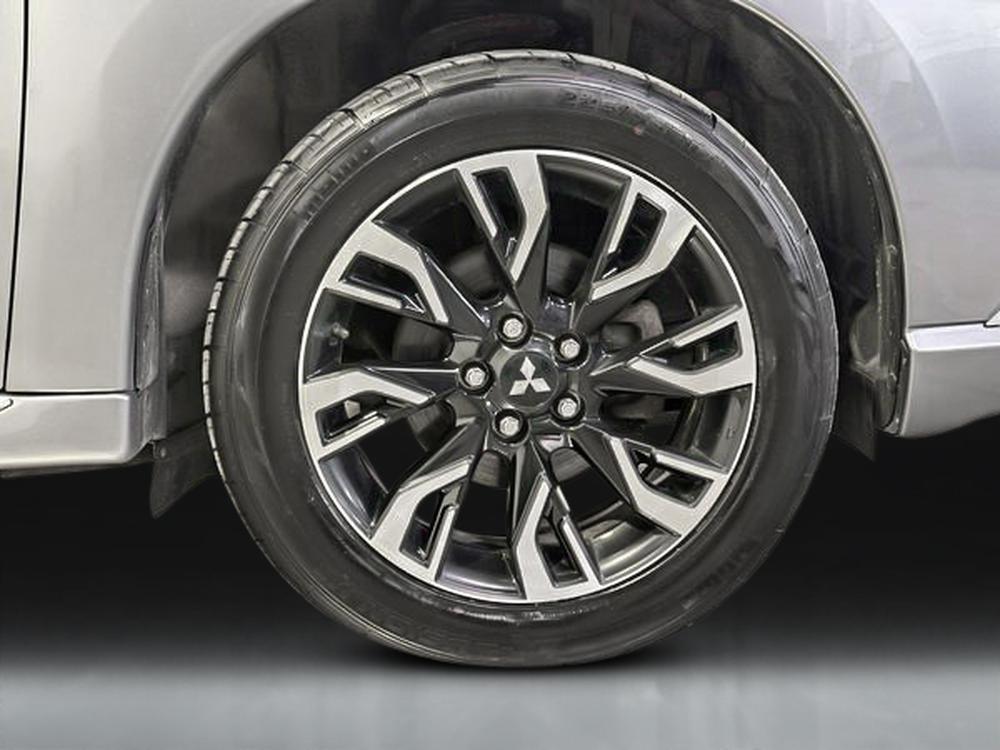 Mitsubishi Outlander PHEV SE AWD 2018 d&rsquo;occasion à vendre - 12