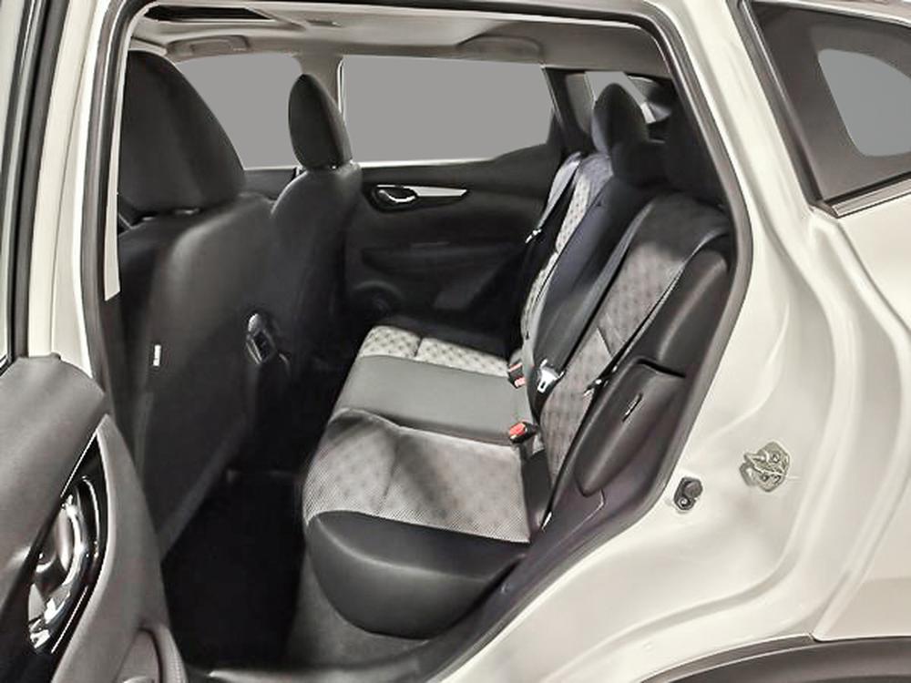 Nissan Qashqai SV 2023 d&rsquo;occasion à vendre - 31