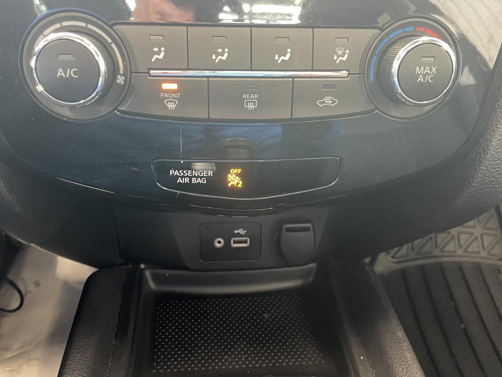 Nissan Rogue 2020 Noir usage à vendre Nissan Rogue 2020 Noir usage à vendre