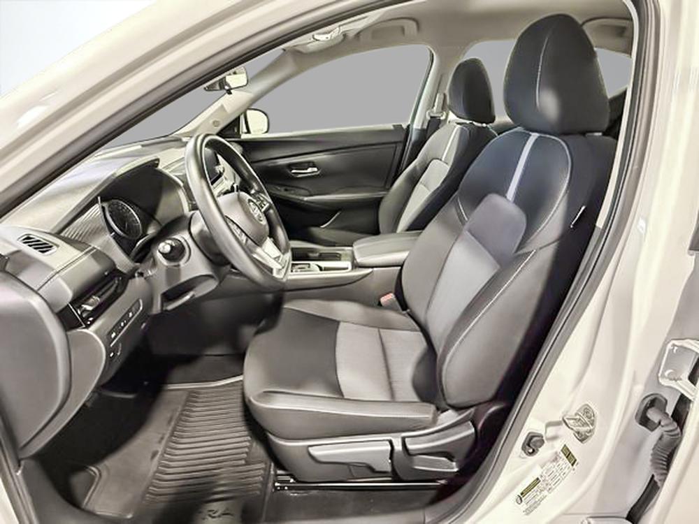 Nissan Sentra SV 2023 d&rsquo;occasion à vendre - 17