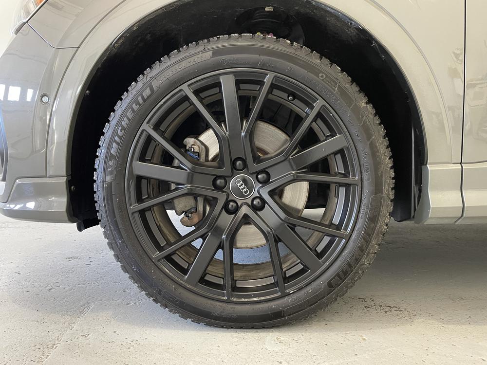 Audi Q3 Tecknik Quattro 2019 d&rsquo;occasion à vendre - 8