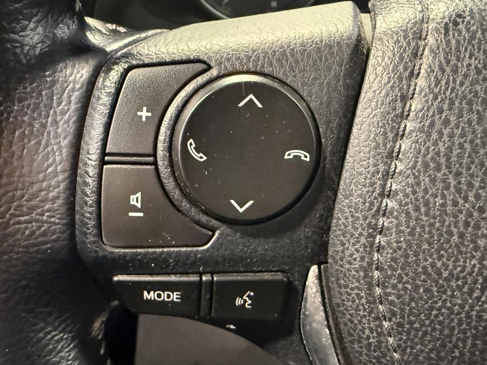 Toyota Corolla iM Base 2017 d&rsquo;occasion à vendre - 18