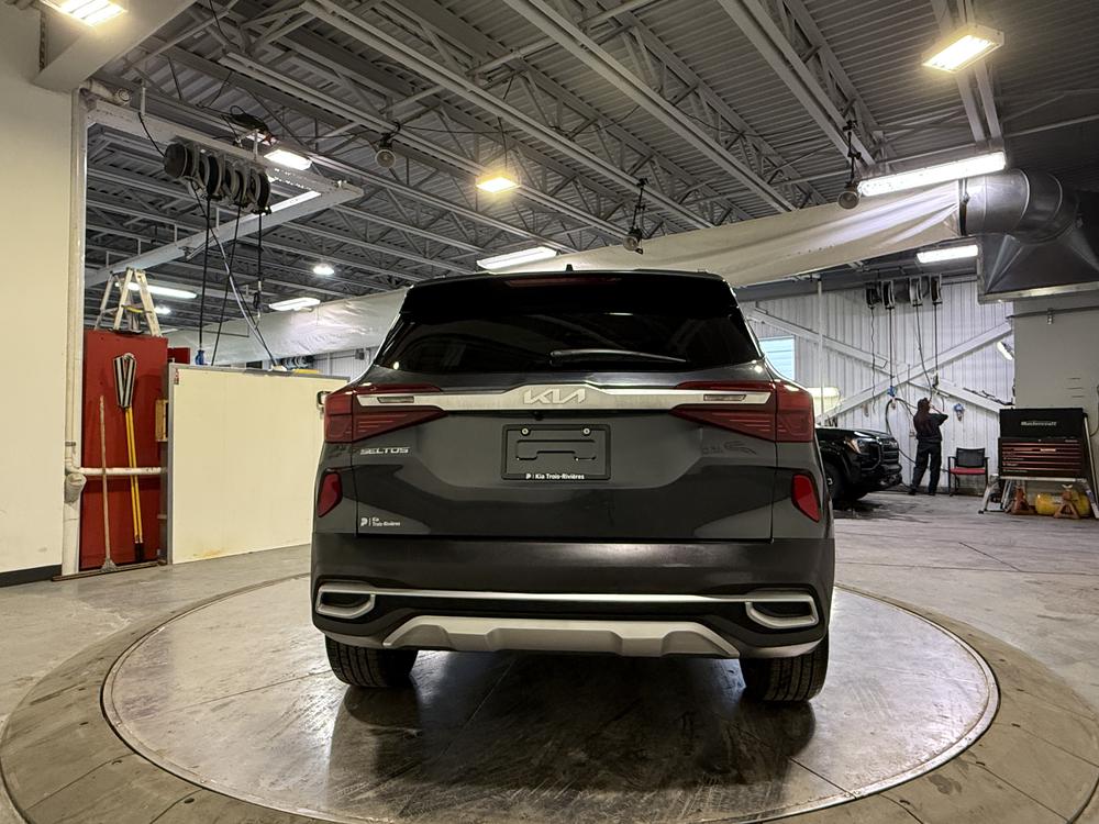 Kia Seltos SX TURBO 2022 d&rsquo;occasion à vendre - 4