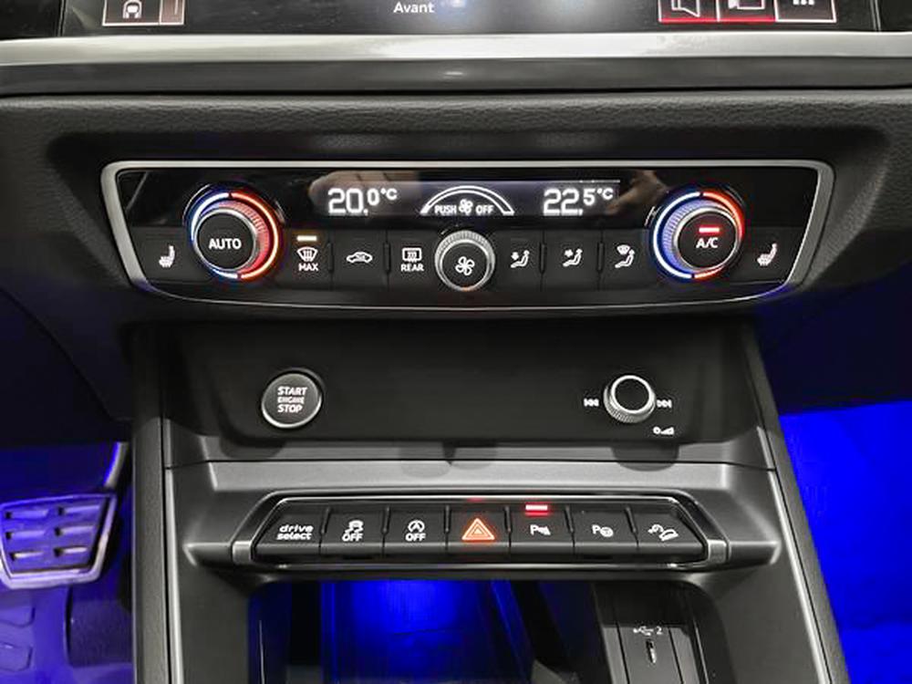 Audi Q3 Tecknik Quattro 2019 d&rsquo;occasion à vendre - 27