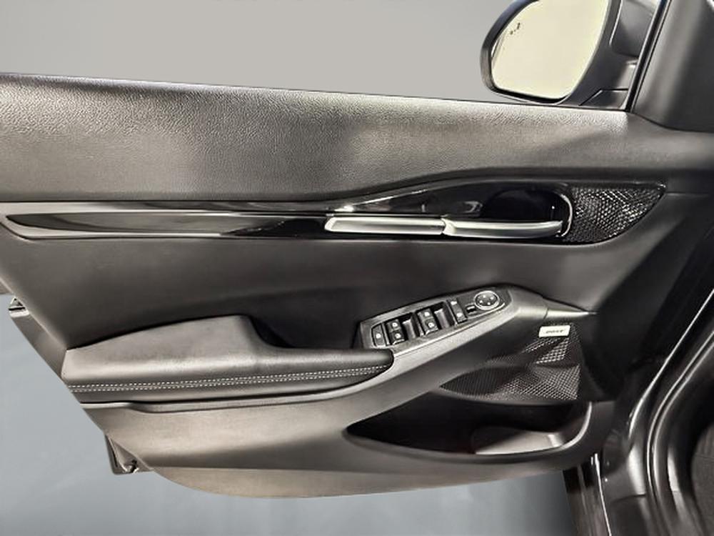 Kia Seltos SX TURBO 2022 d&rsquo;occasion à vendre - 14