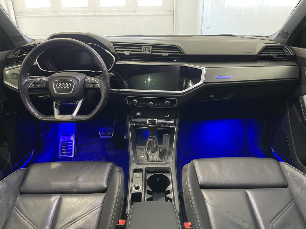 Audi Q3 Tecknik Quattro 2019 d&rsquo;occasion à vendre - 9