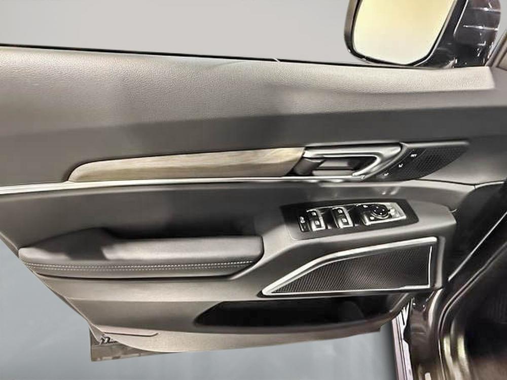 Kia Telluride SX 2025 d&rsquo;occasion à vendre - 14