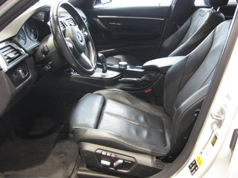 BMW Série 3 330I XDRIVE 2018 d&rsquo;occasion à vendre - 9