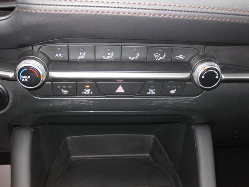 Mazda Mazda3 Sport GX 2022 d&rsquo;occasion à vendre - 21