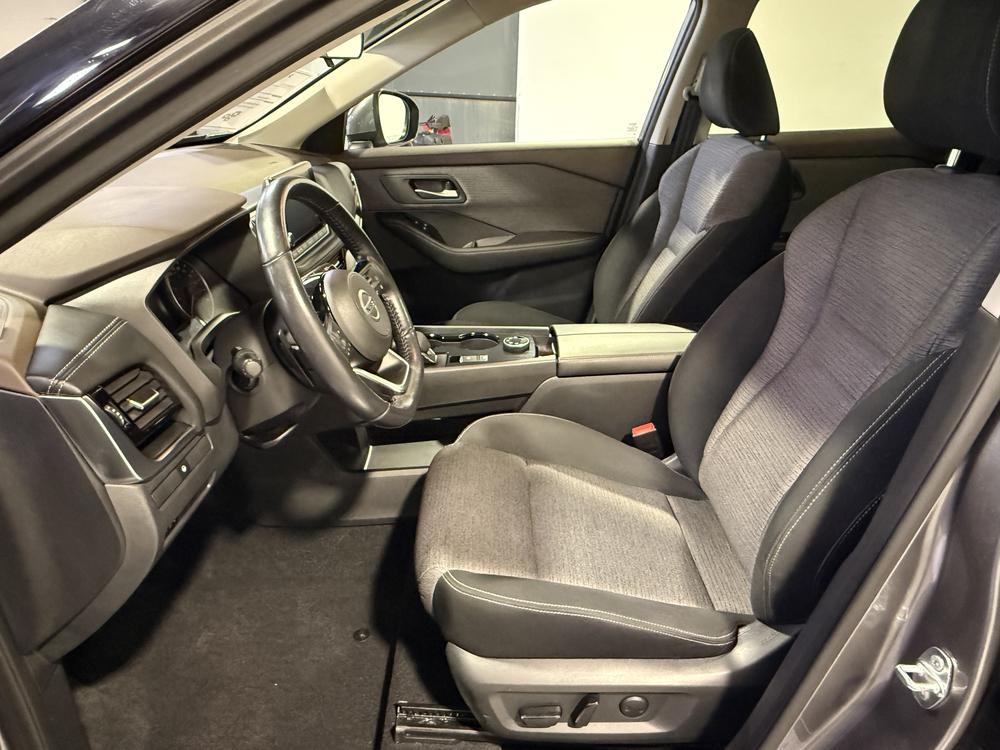 Nissan Rogue SV 2021 d&rsquo;occasion à vendre - 18