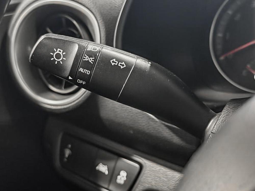 Kia Forte LX 2019 d&rsquo;occasion à vendre - 21