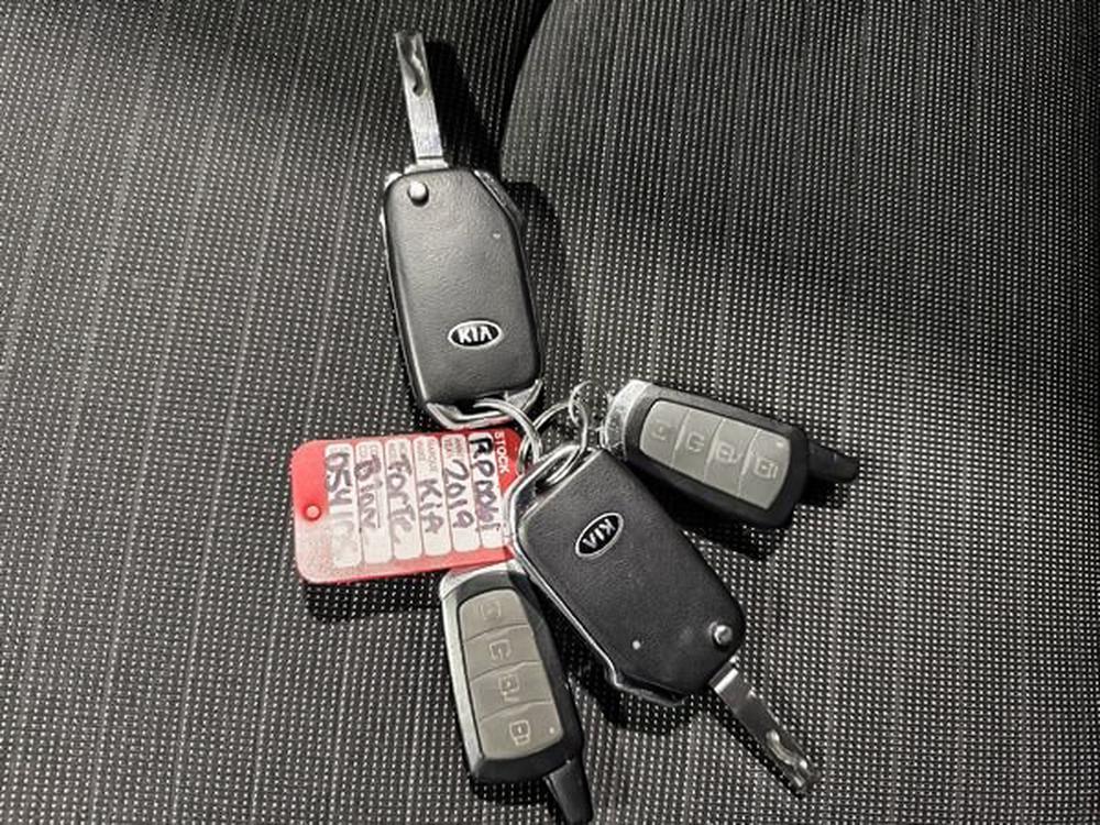 Kia Forte LX 2019 d&rsquo;occasion à vendre - 32