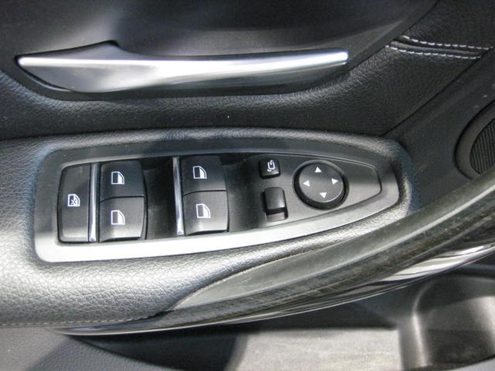 BMW Série 3 330I XDRIVE 2018 d&rsquo;occasion à vendre - 8