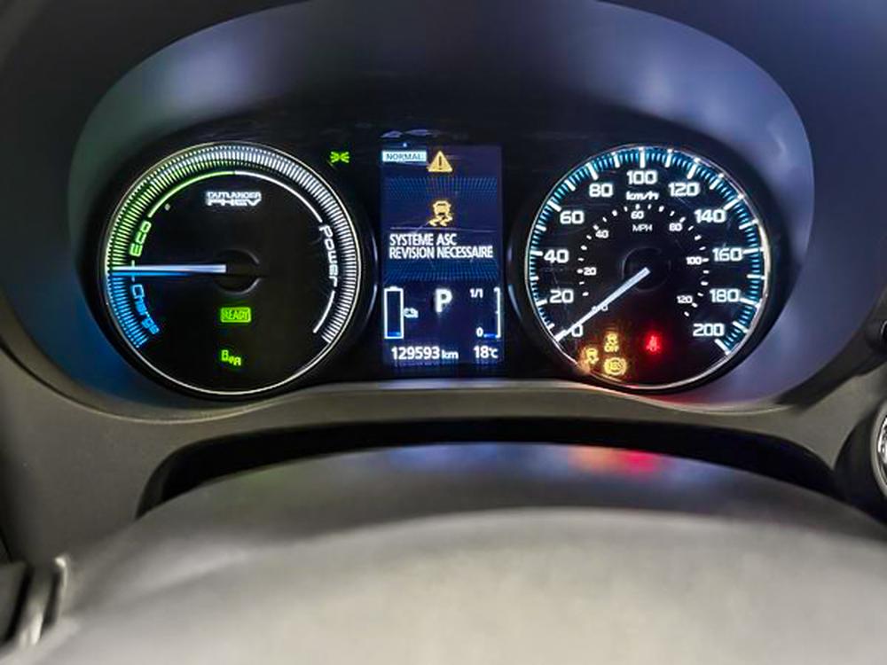 Mitsubishi Outlander PHEV SE AWD 2018 d&rsquo;occasion à vendre - 21