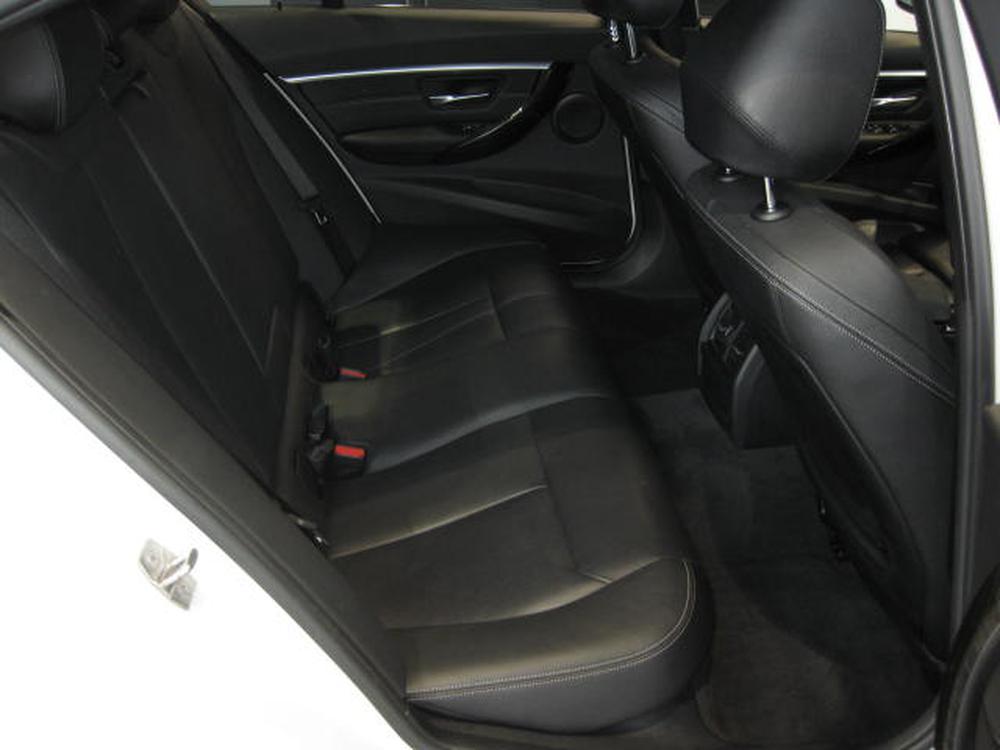 BMW Série 3 330I XDRIVE 2018 d&rsquo;occasion à vendre - 23