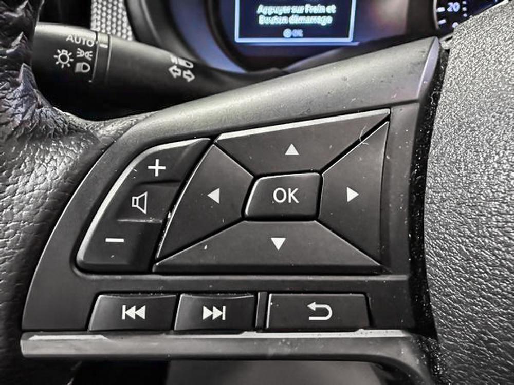 Nissan Kicks SV 2023 d&rsquo;occasion à vendre - 19