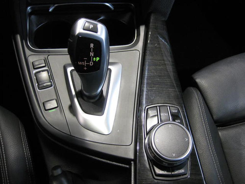 BMW Série 3 330I XDRIVE 2018 d&rsquo;occasion à vendre - 19