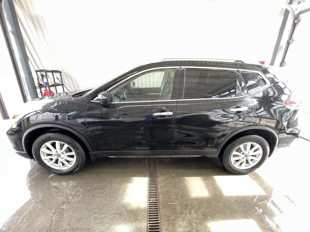 Nissan Rogue 2020 Noir usage à vendre Nissan Rogue 2020 Noir usage à vendre