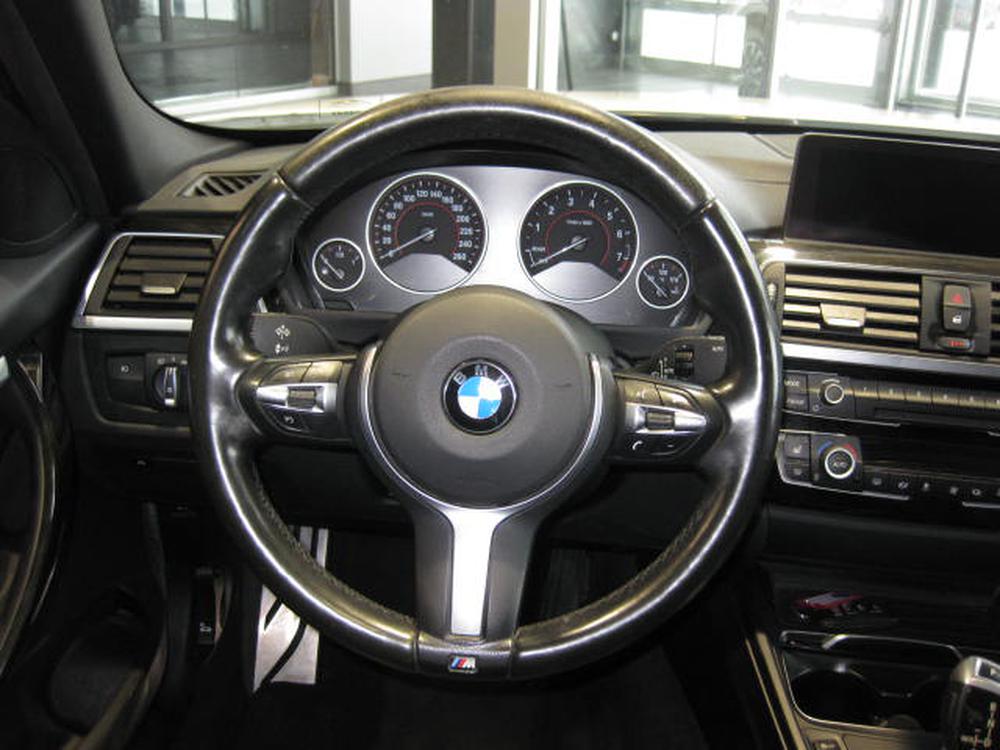 BMW Série 3 330I XDRIVE 2018 d&rsquo;occasion à vendre - 12