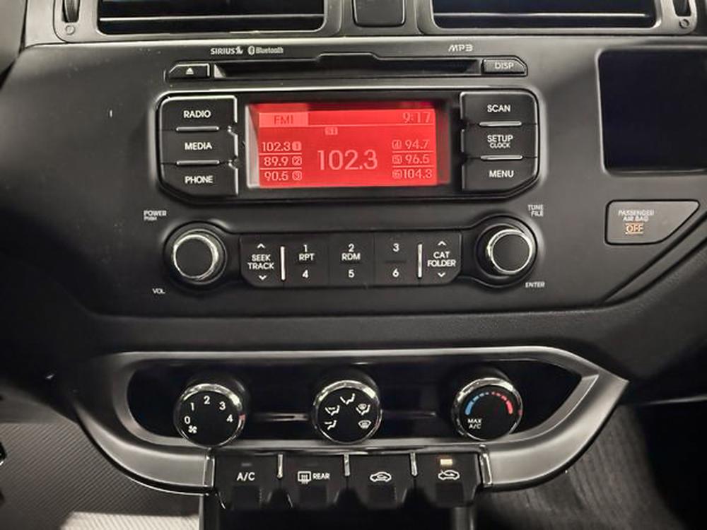 Kia Rio LX+ 2013 d&rsquo;occasion à vendre - 24