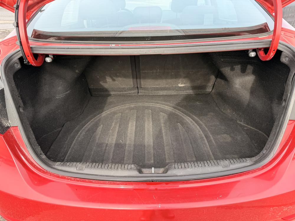 Hyundai Elantra SPORT 2016 d&rsquo;occasion à vendre - 32