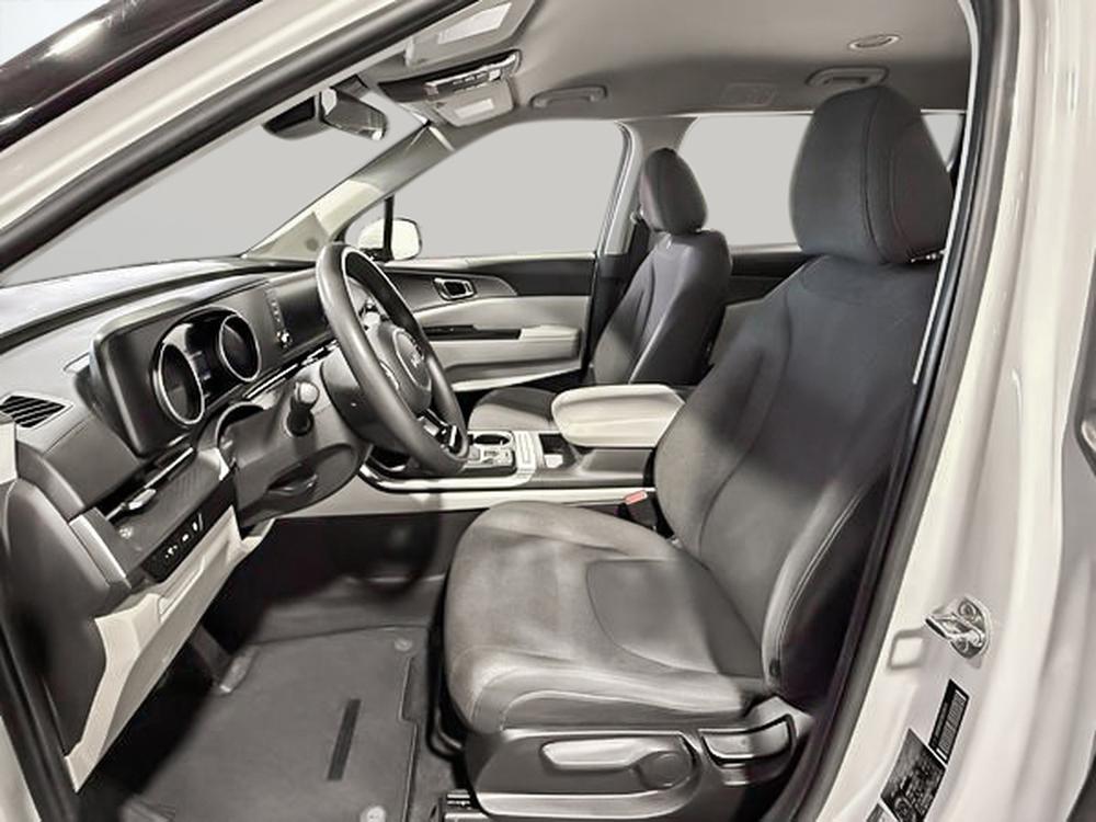 Kia Carnival LX 2022 d&rsquo;occasion à vendre - 16