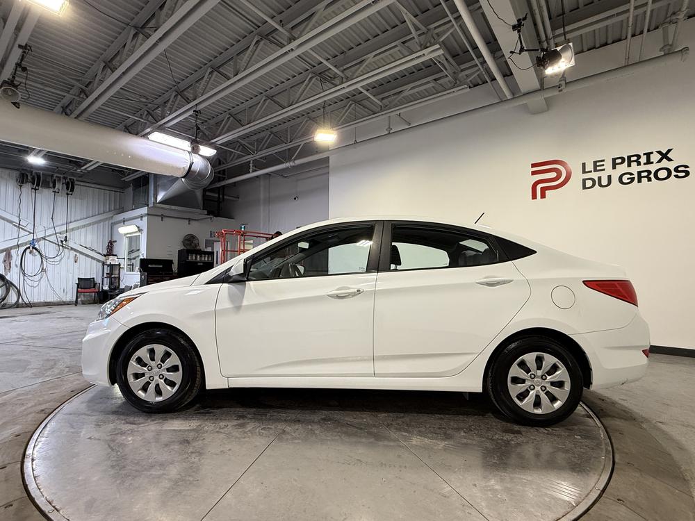 Hyundai Accent SE 2017 d&rsquo;occasion à vendre - 6