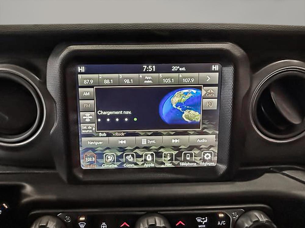 Jeep Gladiator 2022 Blanc usage à vendre Jeep Gladiator 2022 Blanc usage à vendre